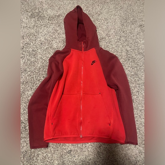 red nike tech size M men’s - Picture 1 of 3